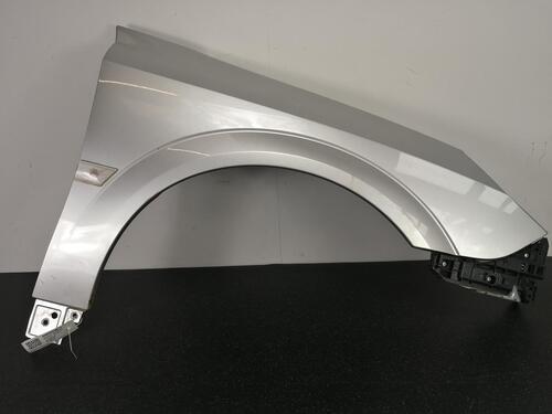 VAUXHALL VECTRA / SIGNUM WING RIGHT FRONT DRIVER STARSILVER 2005-2009