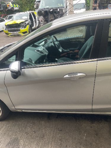 Ford Fiesta Mk7 Door Front Left Side Moondust Silver  5 Door 2008-2017